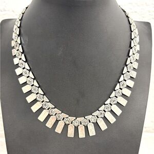 Necklace with Rhinestones